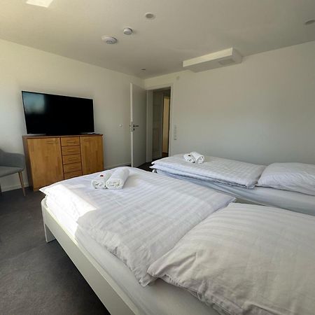 W&P Living Wohnung Mit Ausblick - Parkplatz Biberbach  Ngoại thất bức ảnh